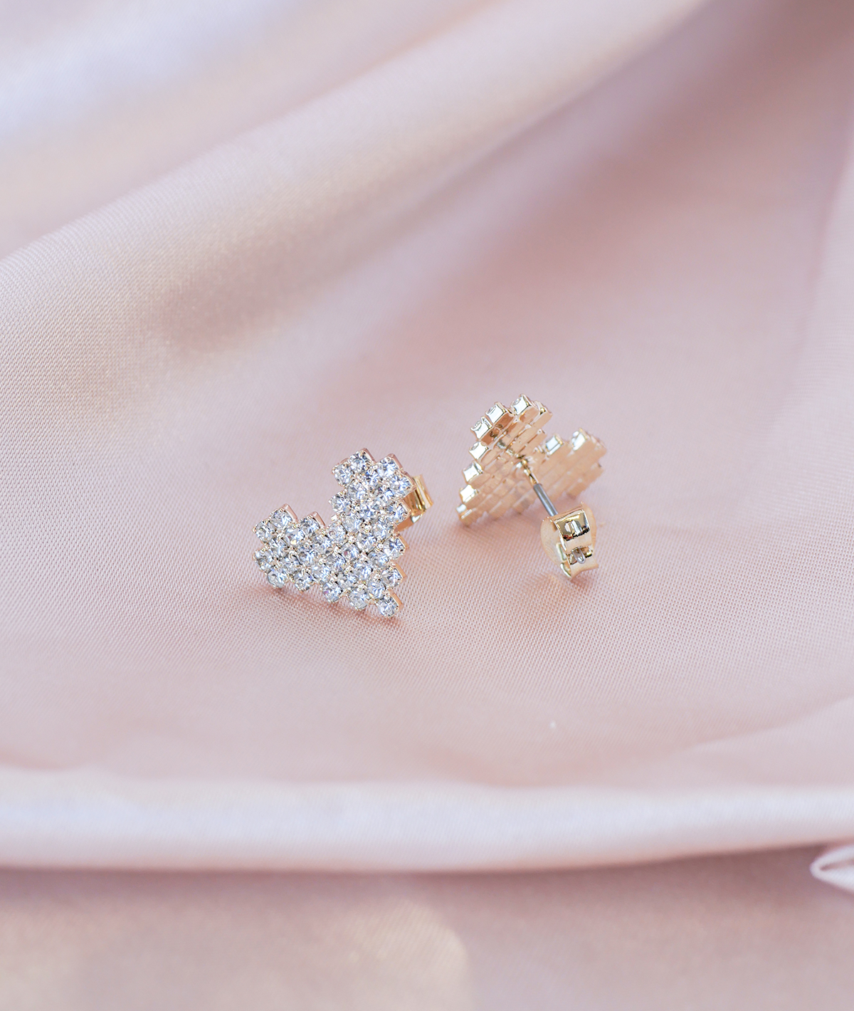 【RTP-55】韓国ビジューハートプレートピアス