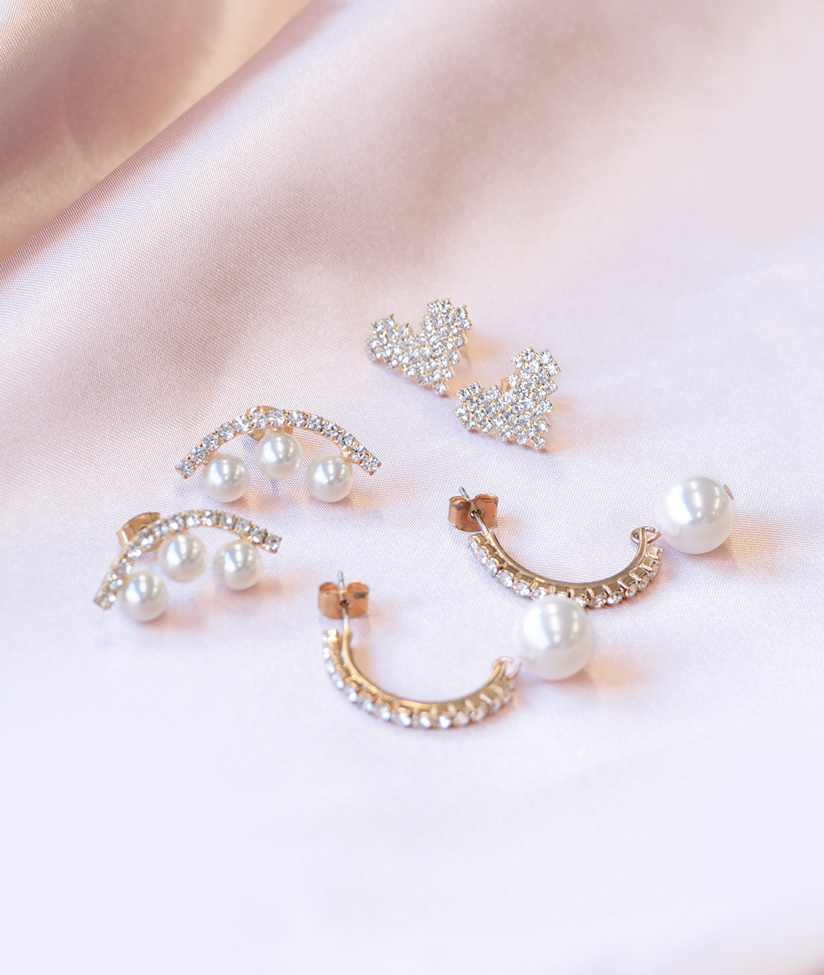 【RTP-55】韓国ビジューハートプレートピアス