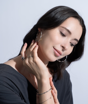 フレームリング ピアス