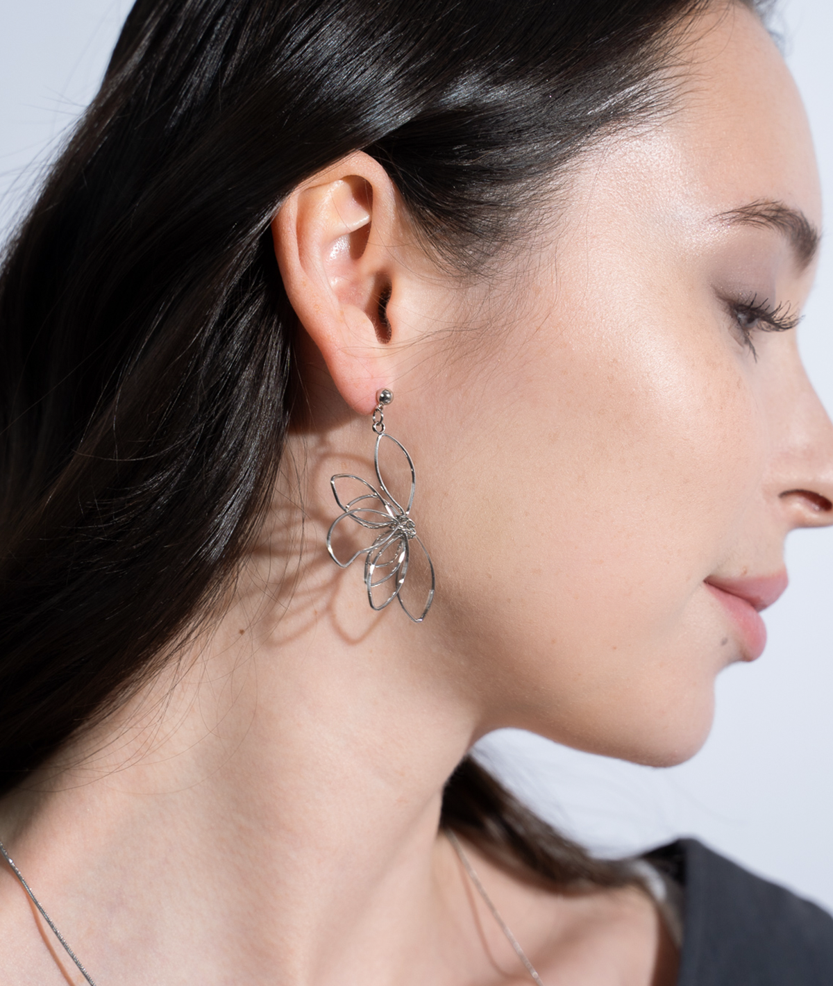 【F5】フレームフラワーピアス