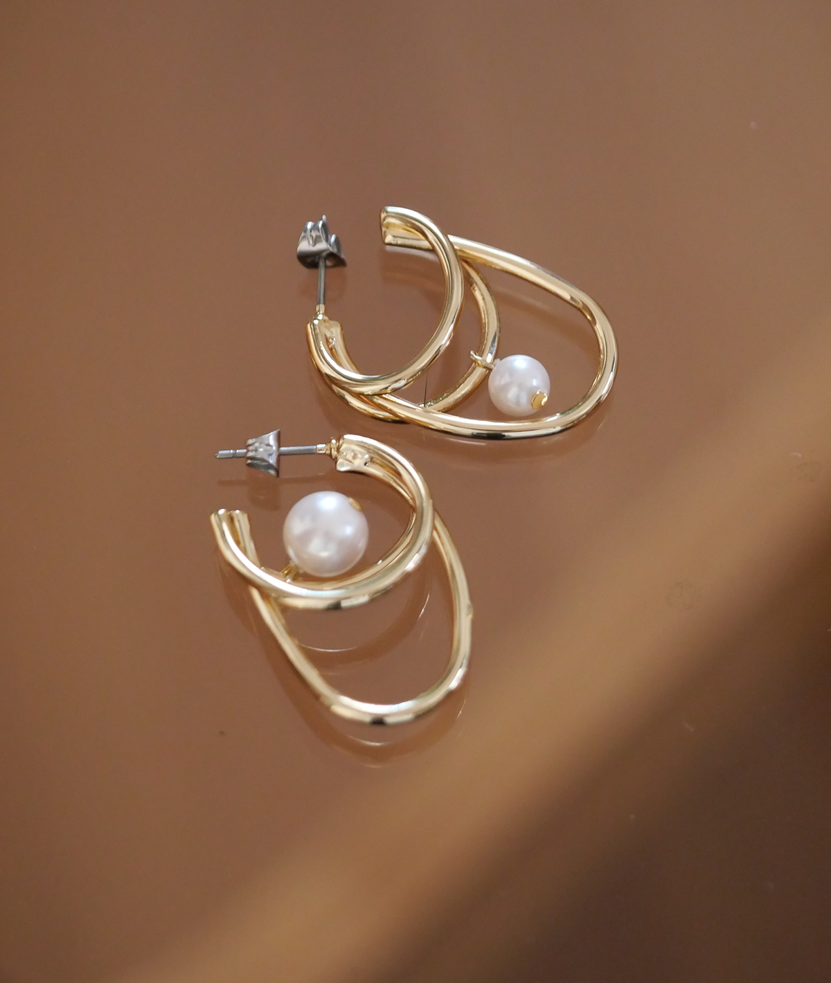 【RTP-7】ゴールドパールラインピアス(カールタイプ)